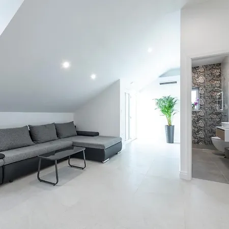 Meri Apartman