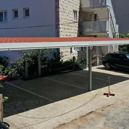 Meri * Ντουμπρόβνικ