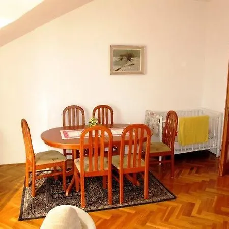 Meri Apartman *