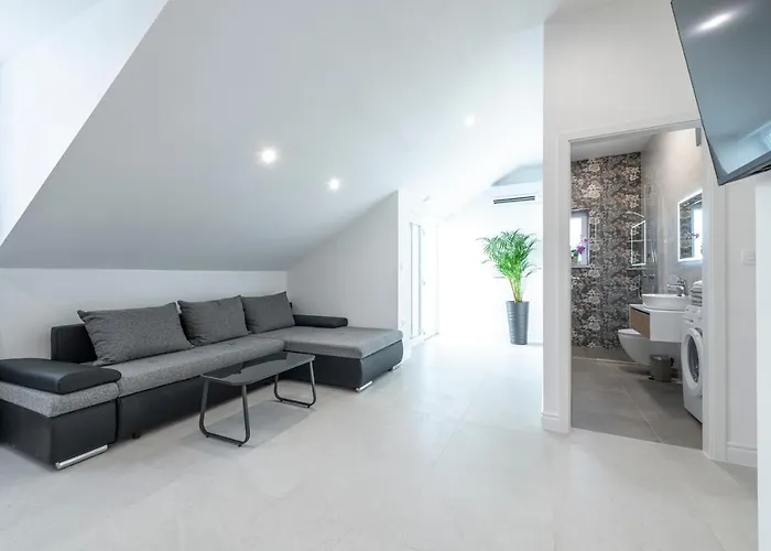 Meri Διαμέρισμα